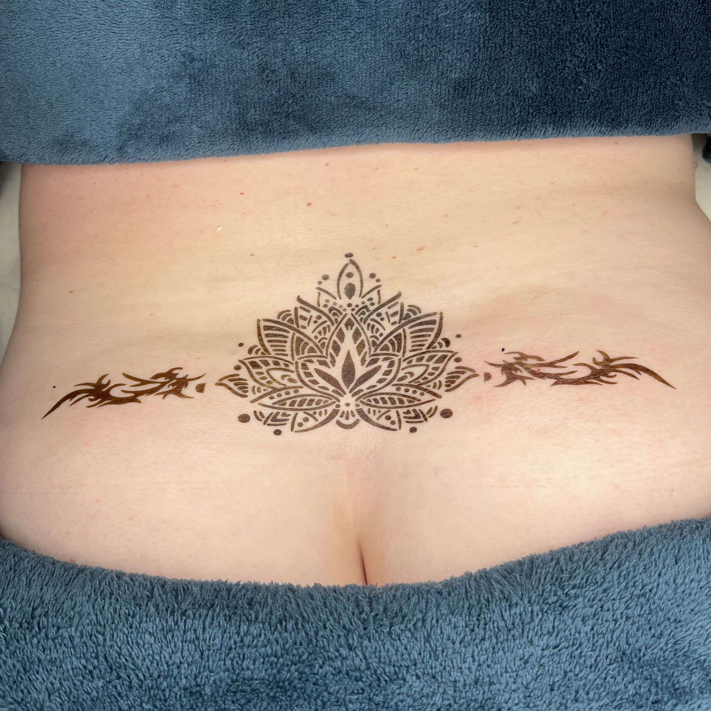 Portfolio usługi Tymczasowy tatuaż-henna(Super Big szablon) 20/30