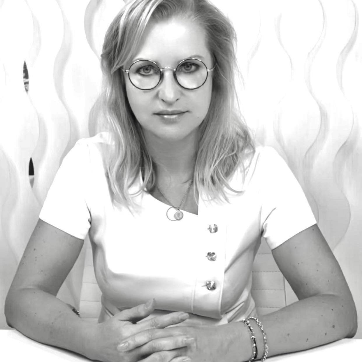Dr Beata Adamczyk - Quantum Clinic Milanówek