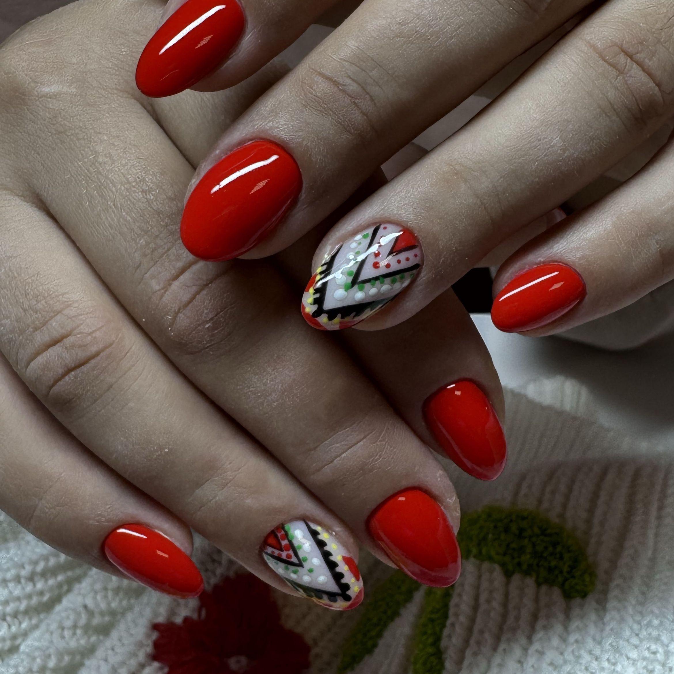 Salon „Nika Nail”, Turmoncka 16, Piwnica Z Tyłu Budynku, 03-254, Warszawa, Targówek