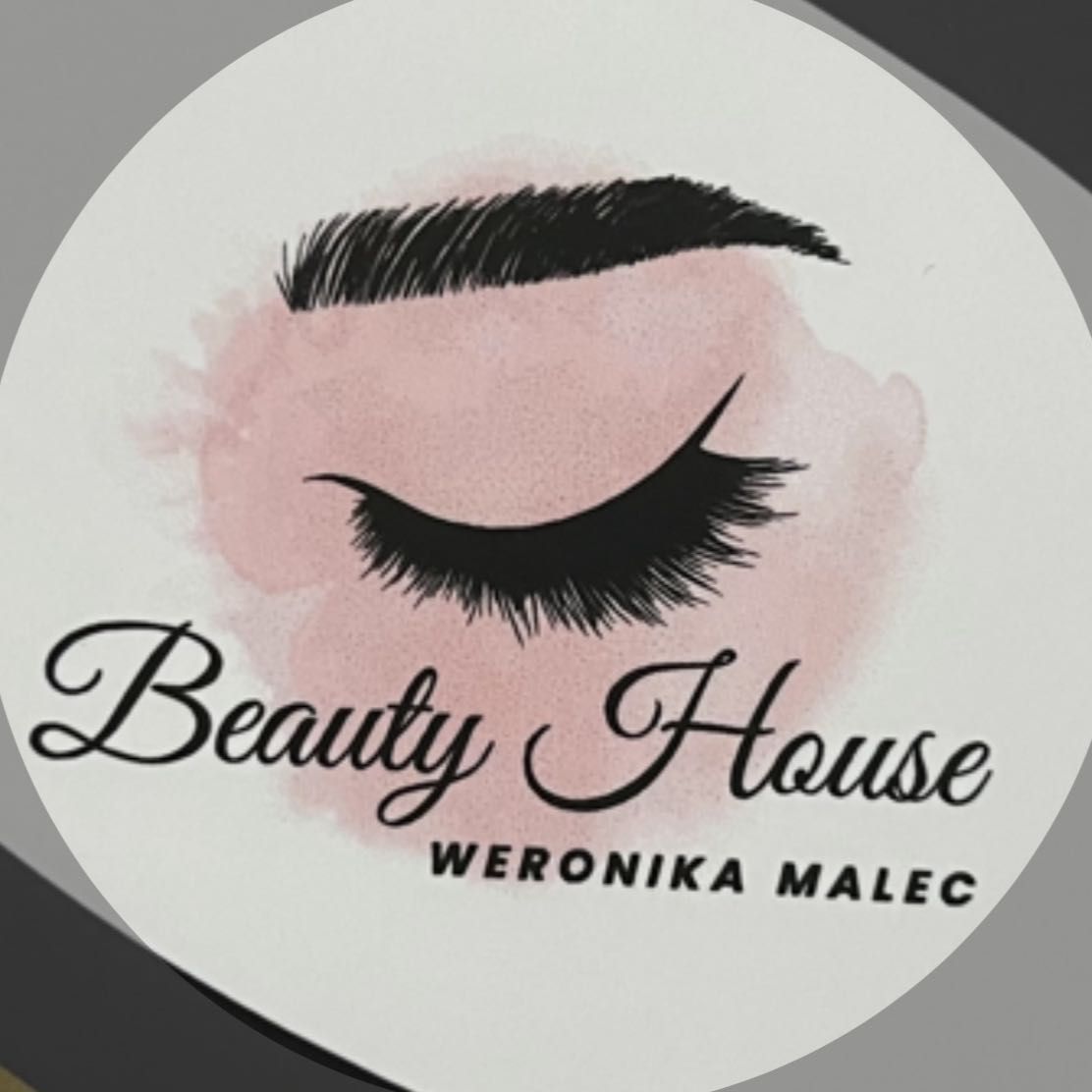 Beauty House Weronika Malec, Woźniki 40, Stacja paliw, 97-565, Lgota Wielka