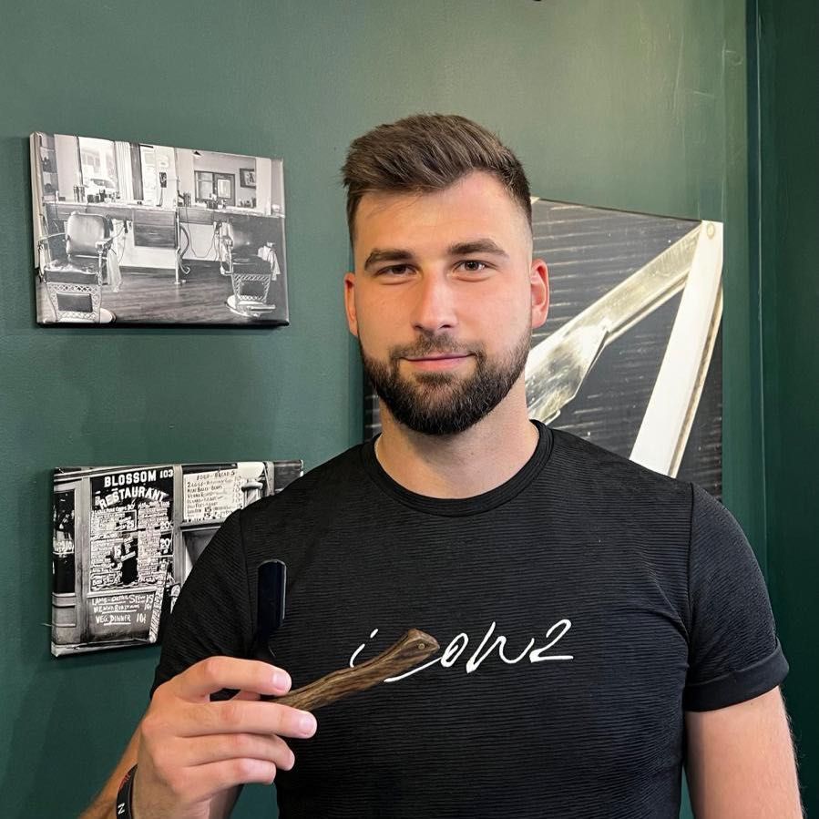 Mateusz Uciński - PRIMO MOS Barber Shop