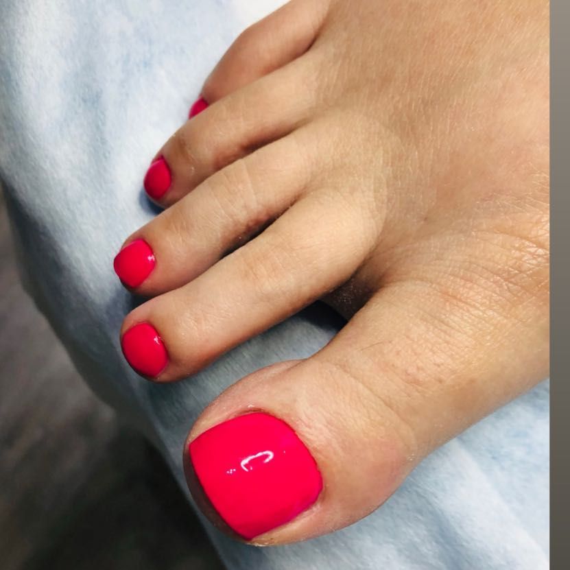 Portfolio usługi Manicure paznokci stopy bez malowania
