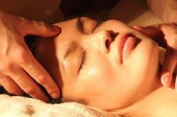 Portfolio usługi KOBIDO: 6-etapowy liftingujący masaż twarzy