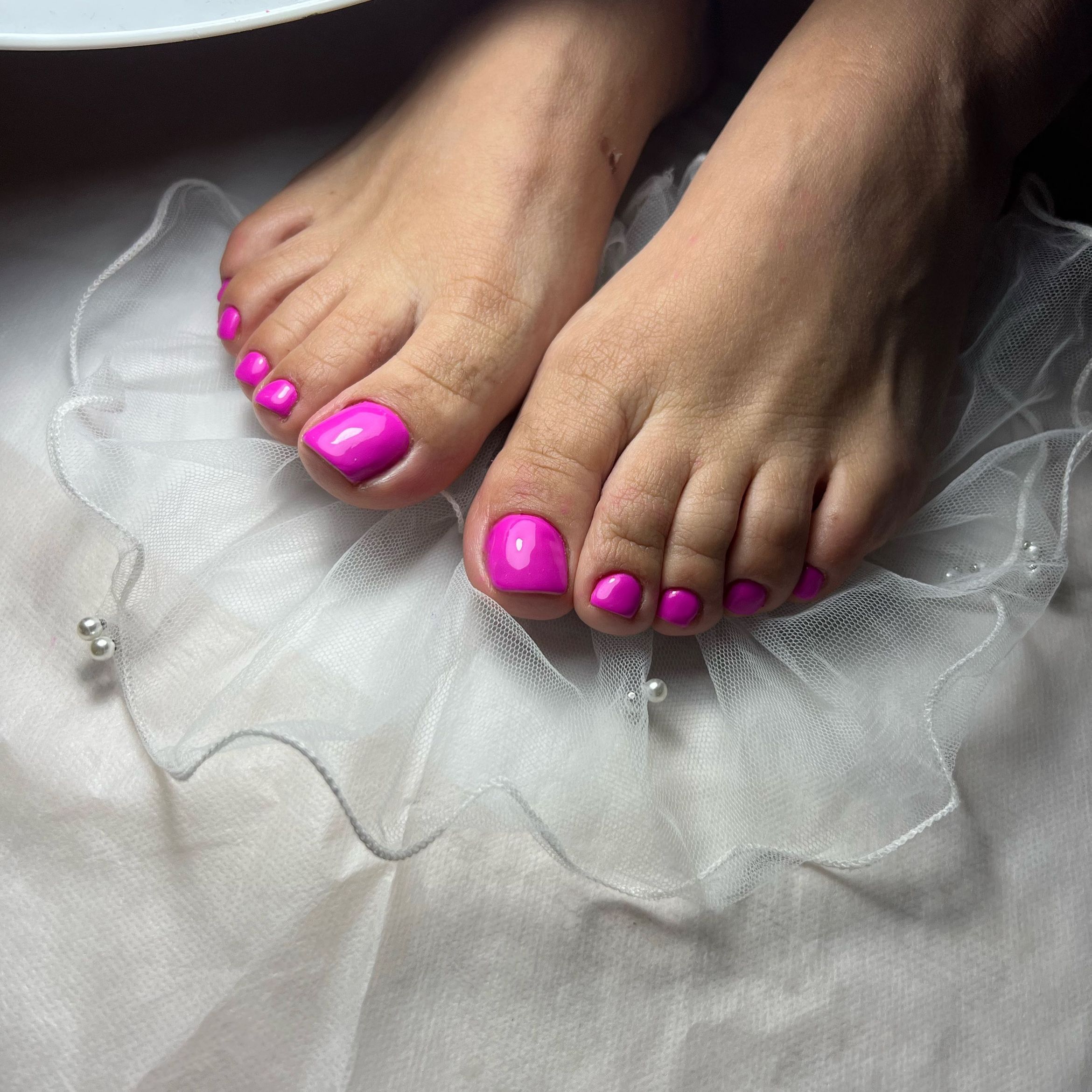 Portfolio usługi Paulina: paznokcie żelowe + hybryda na stopy