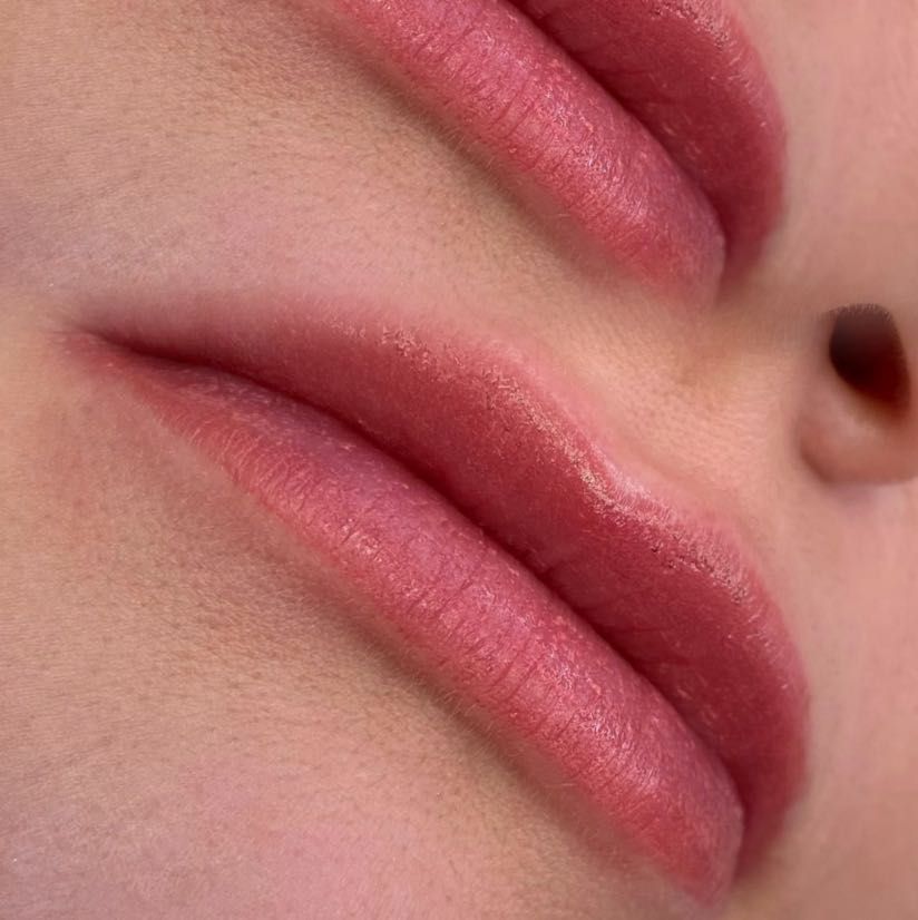 Portfolio usługi Makijaż permanentny ust Aquarelle