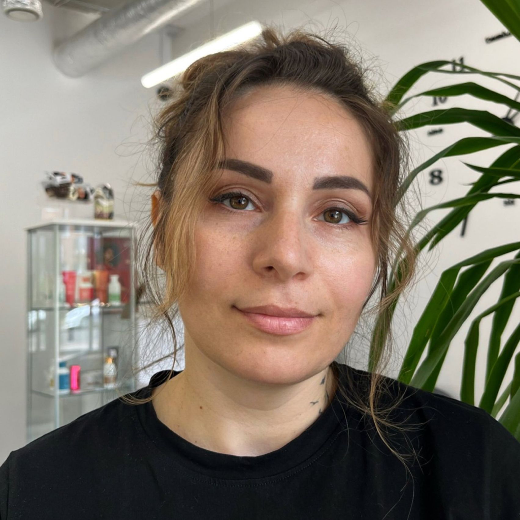 Lesia - Freya Hair And Makeup Studio
