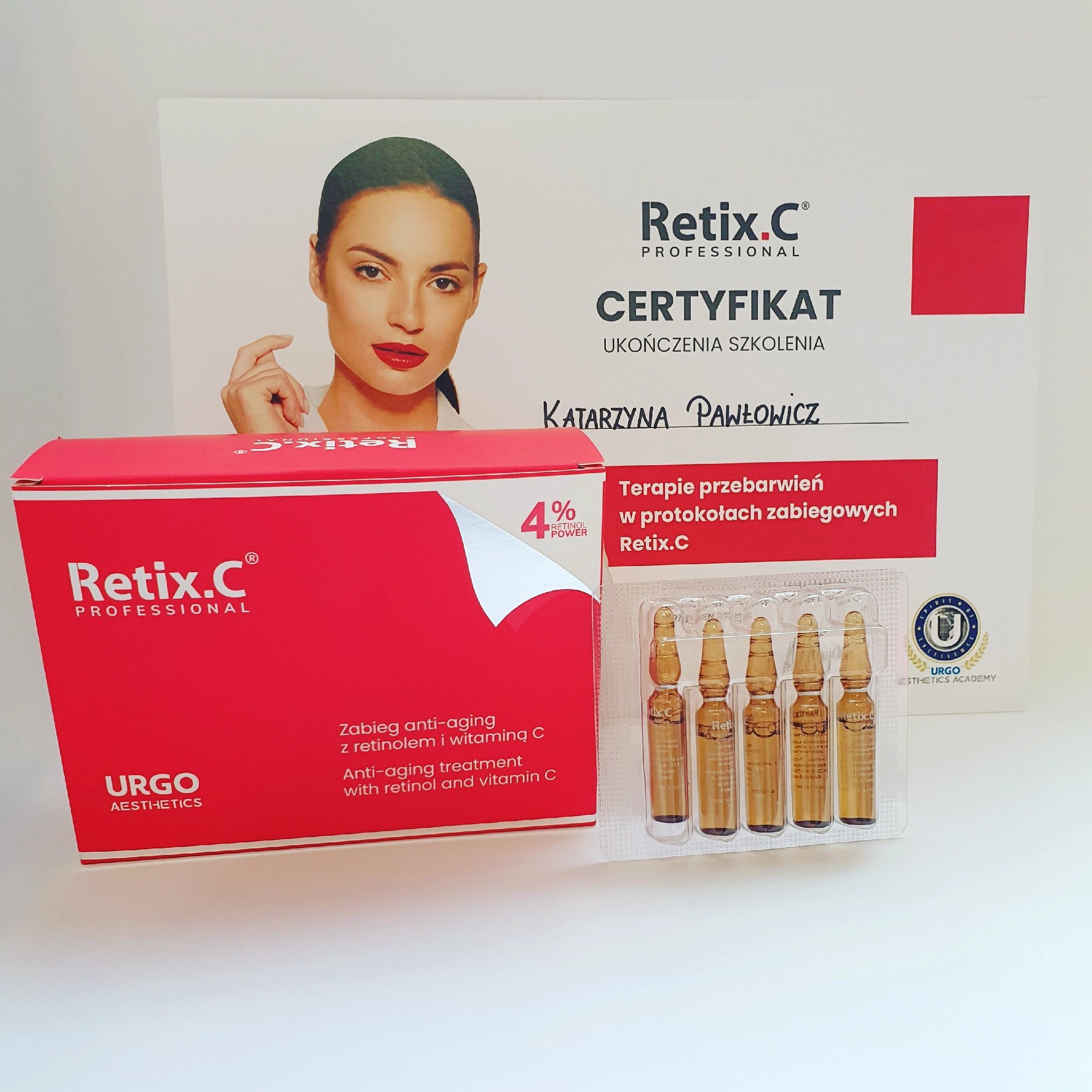 Portfolio usługi Retix C zabieg złuszczający, retinol i wit. C