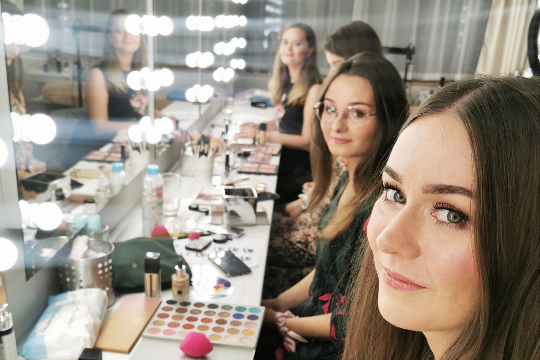 Portfolio usługi Pokaz makijażu na Wieczór Panieński (od 6 osób)