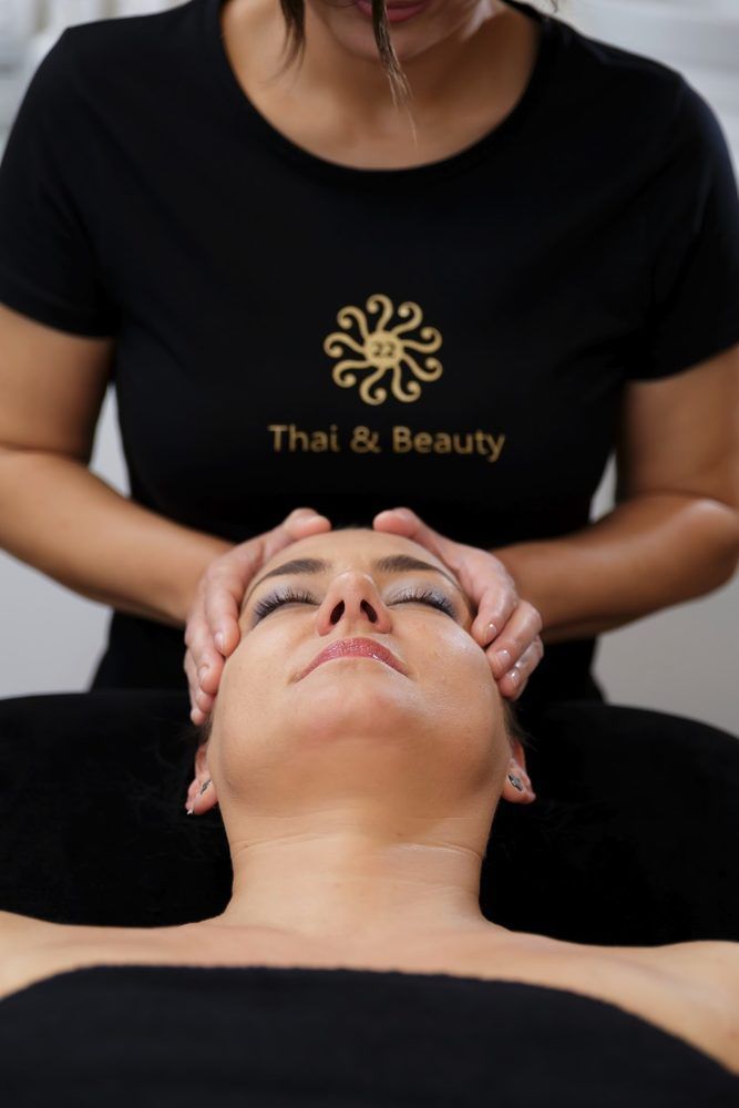 Portfolio usługi Tajski masaż twarzy anty-age z elementami masaż...