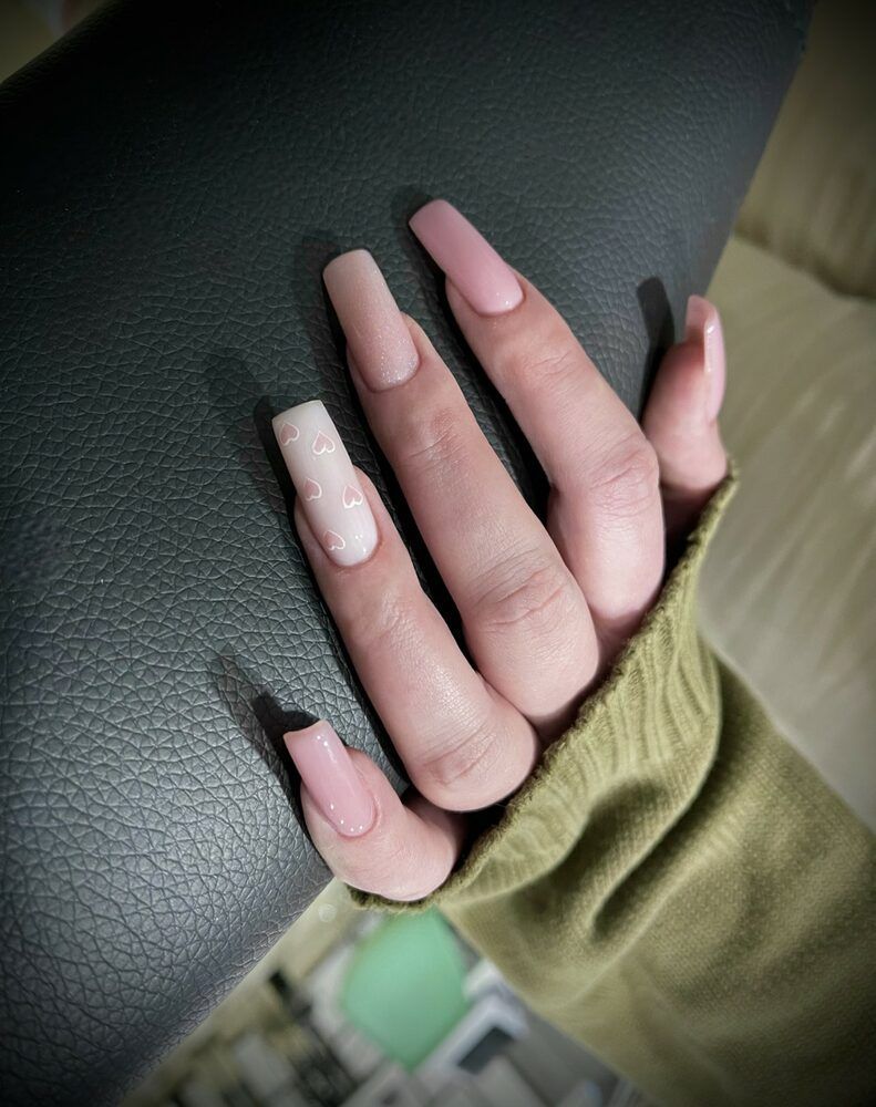 Portfolio usługi Manicure żelowy (paznokcie długie 3-4)