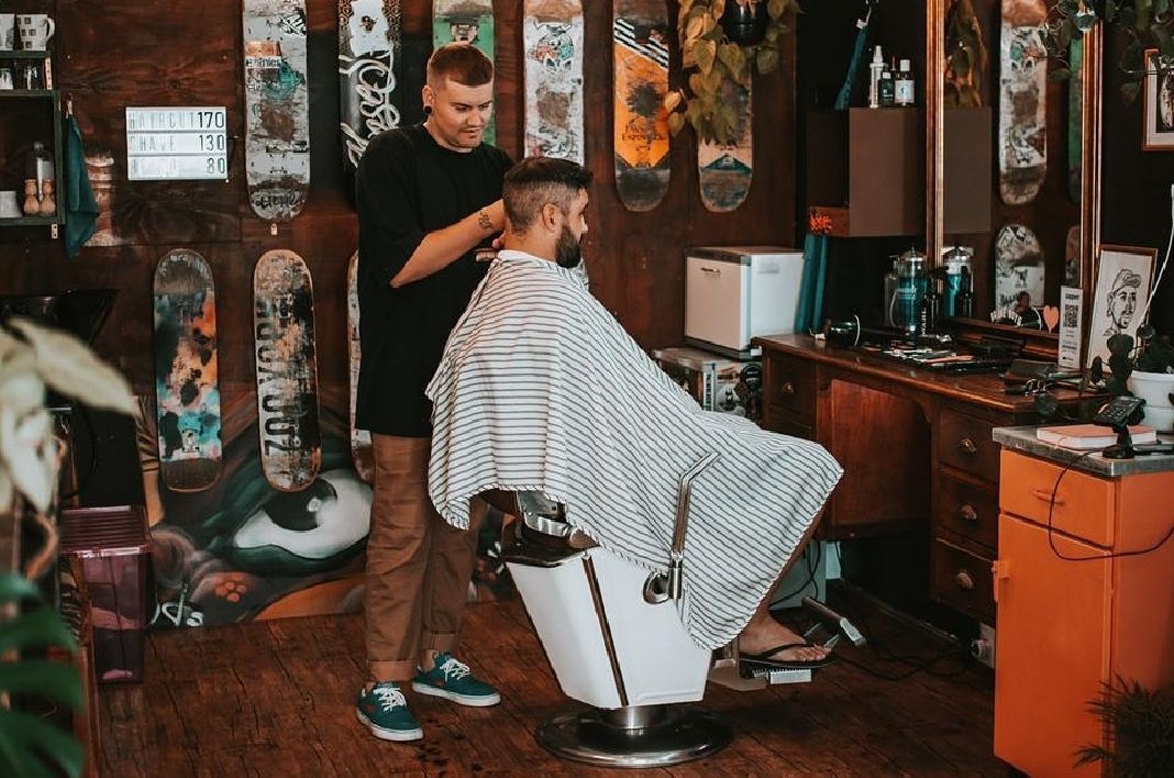 Barber and Hair Stylist Cape Tan