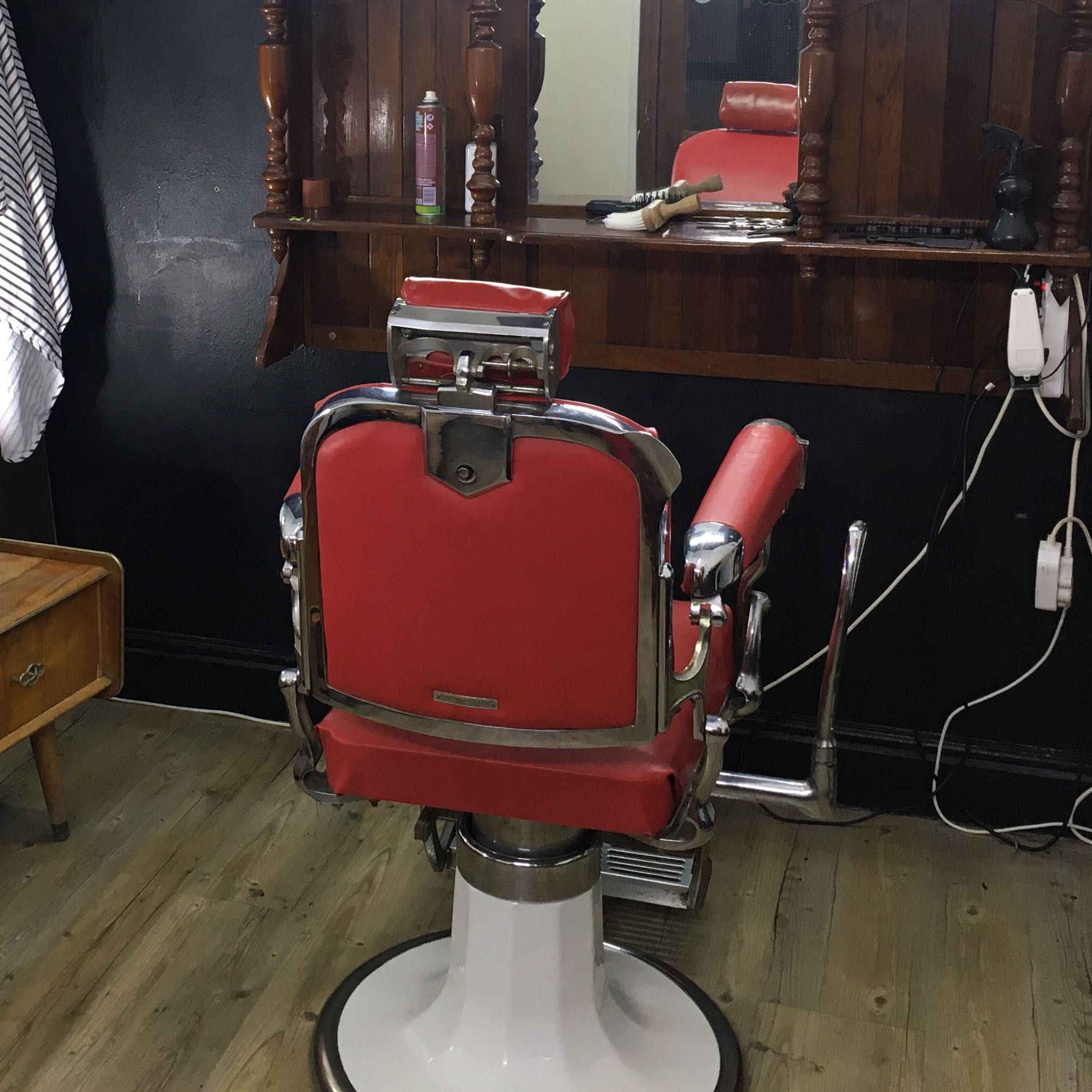 Van Niekerk's Barber Shop, 109 Plein St, East Building, 8001, Cape Town